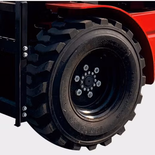 Carretilla elevadora diésel todoterreno 2WD de 3 toneladas con motor japonés